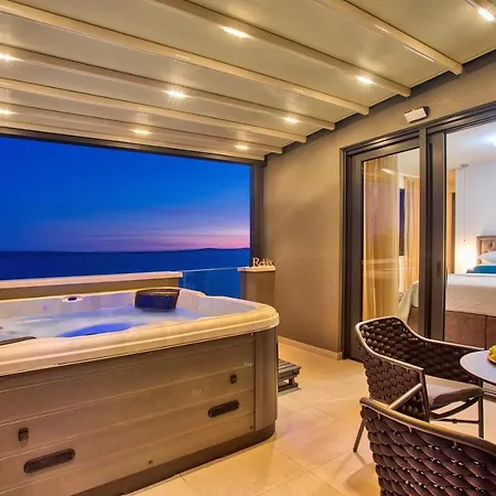 Villa Villa Princess Korina-Luxury 4-Bedroom Villa With Heated Pool, Pool Table, Sauna, A Hot Tub, And Stunning Sea Views